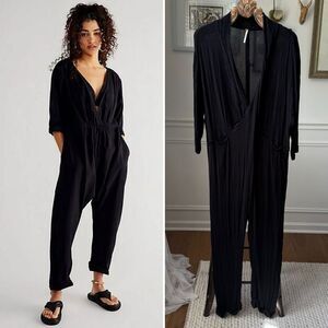 Free People OB1597561 Hot Shot Black Gauzy Jumpsuit $137 L